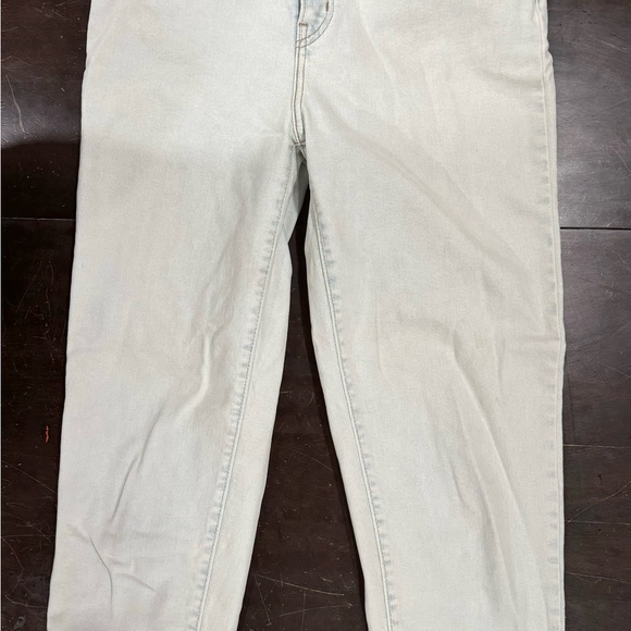 Levi Strauss Jeans - Picture 3 of 5